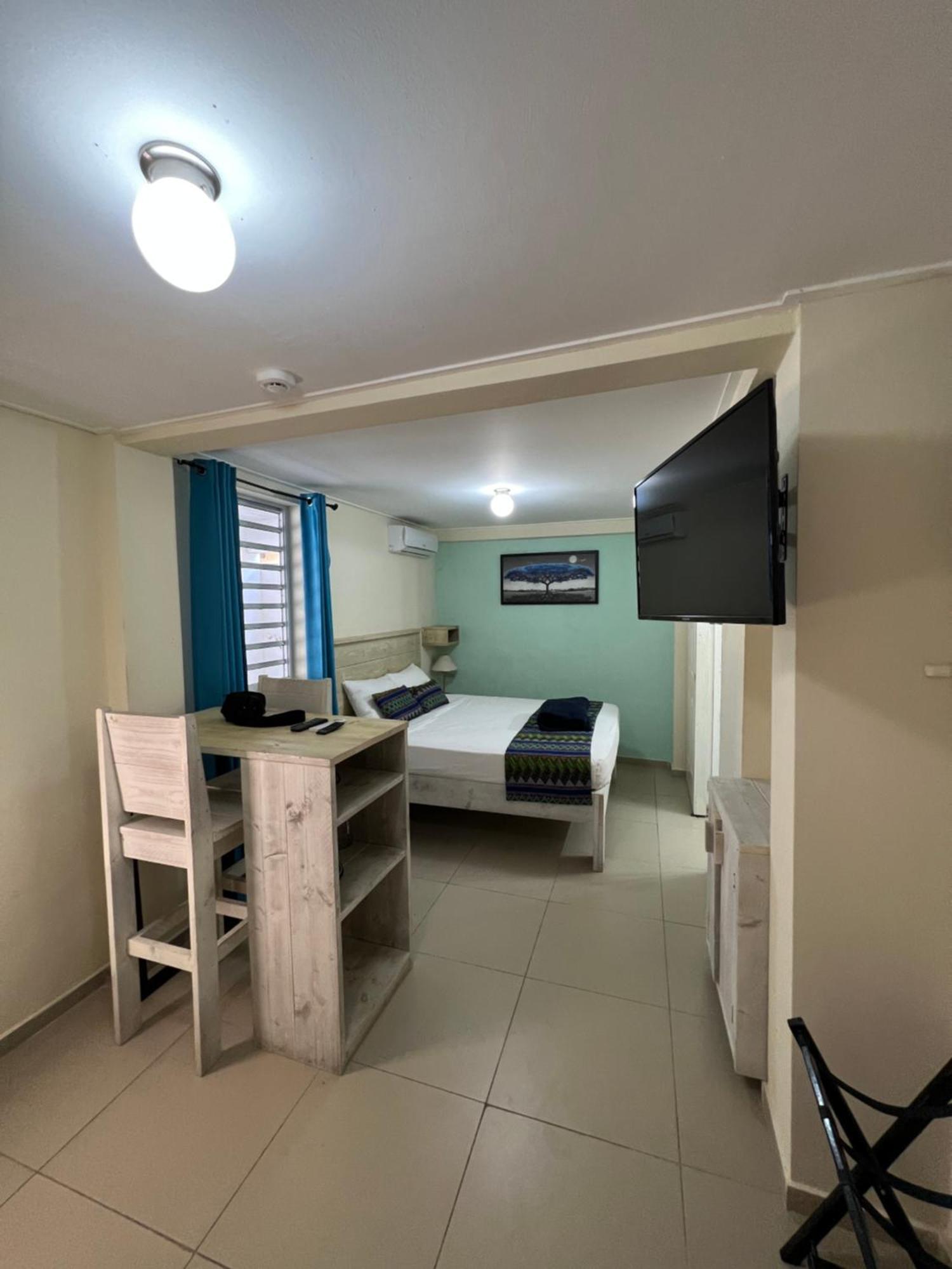 Mustique Suites Curacao Willemstad Extérieur photo