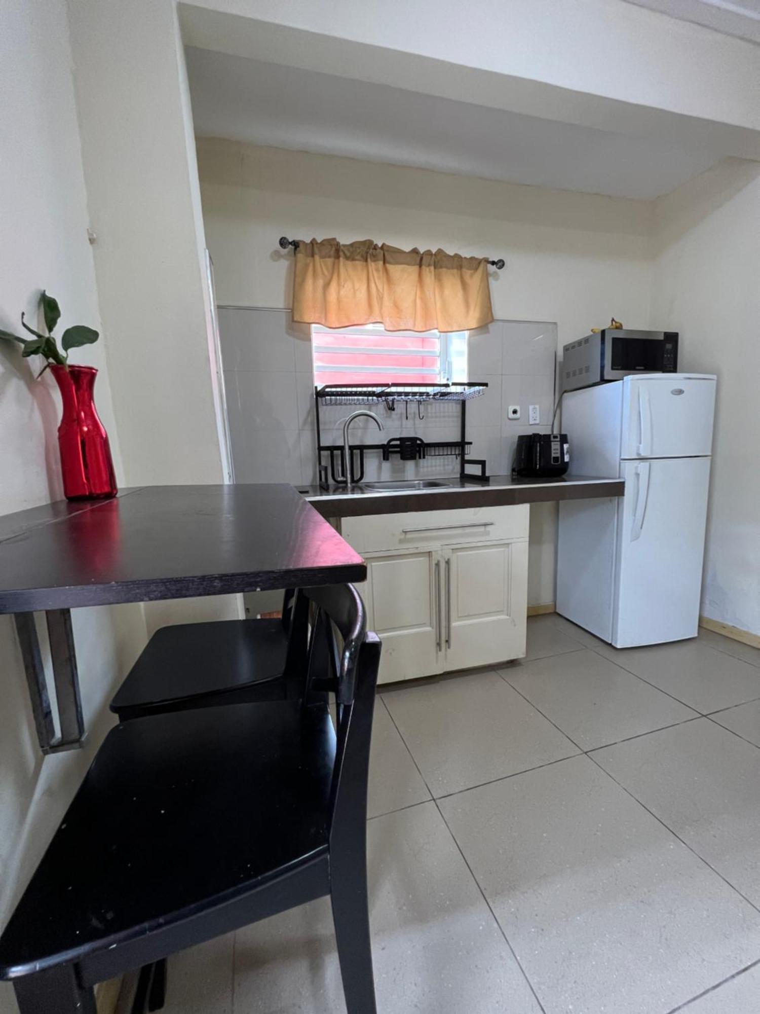 Mustique Suites Curacao Willemstad Extérieur photo