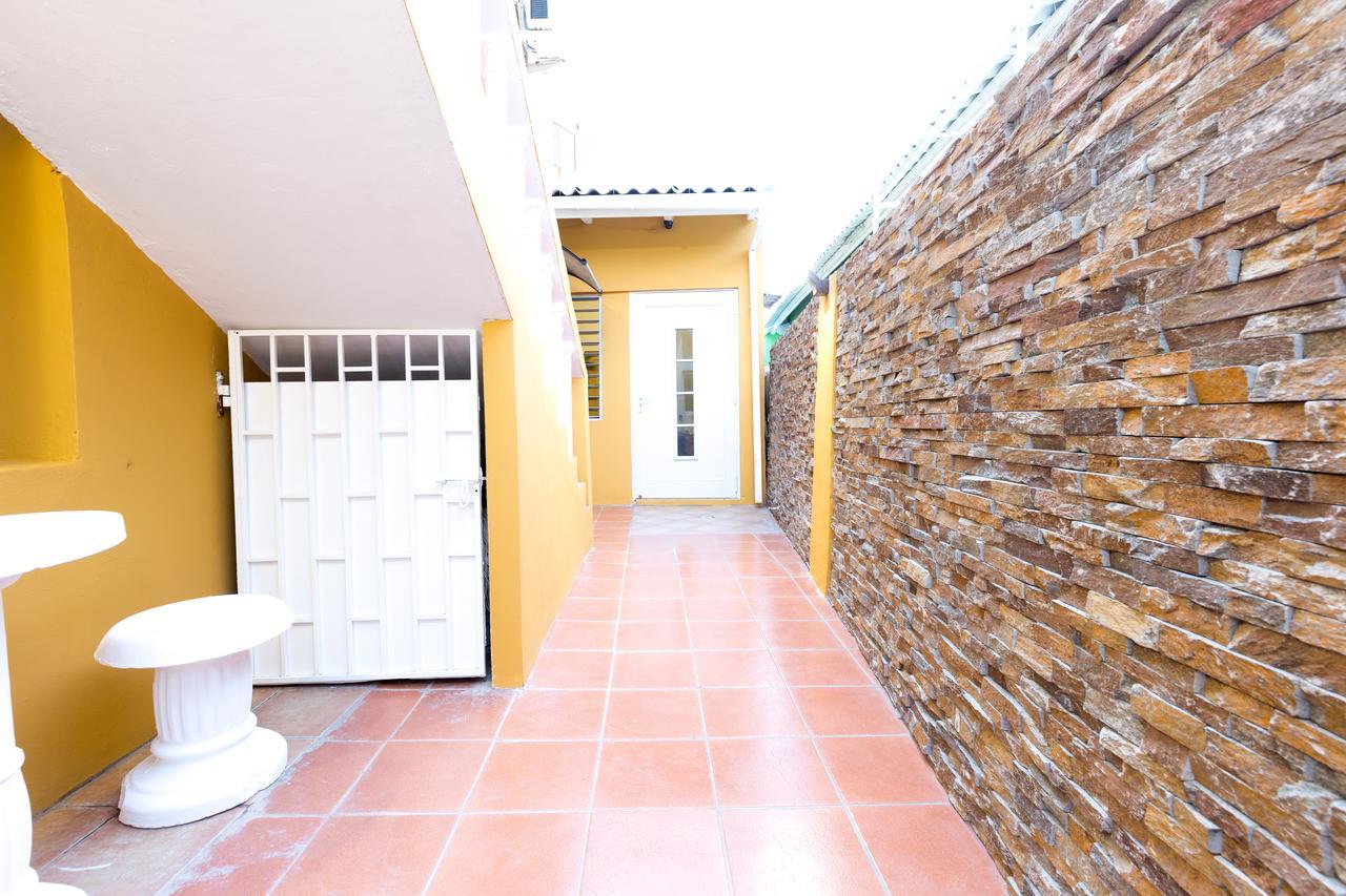 Mustique Suites Curacao Willemstad Extérieur photo